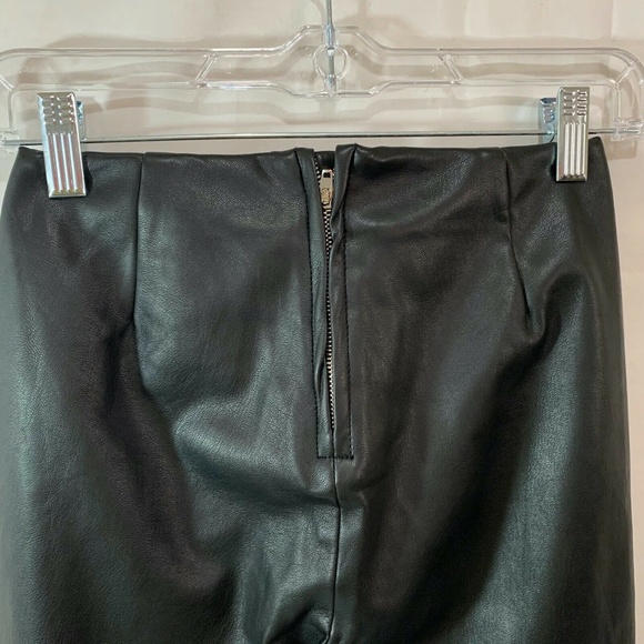 BLANKNYC Womens NWT High Waist Faux Leather Leggings in Black Sz 26 or 27 - Picture 5 of 8